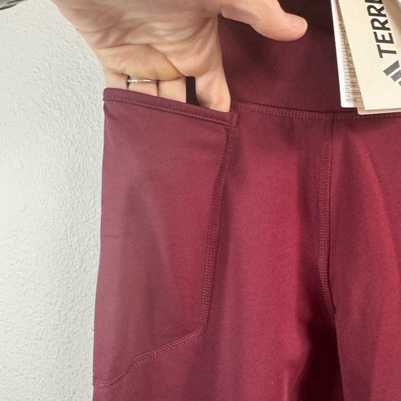 *NWT* ADDIDAS Terrex Leggings - Picture 5 of 13